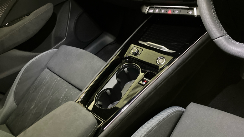 Audi Q3 1.5 e-Hybrid Launch Edition 5dr S Tronic Estate